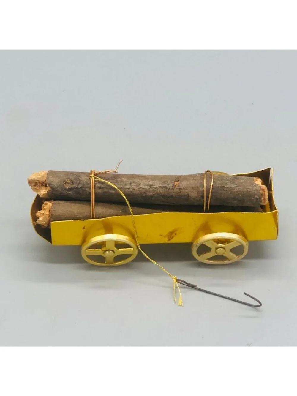 vintage ornament log wagon gold 4x1